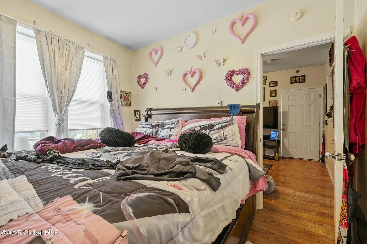 Property thumbnail image